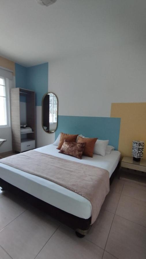 Casa De Pinos Hotel Boutique Букараманга Екстериор снимка